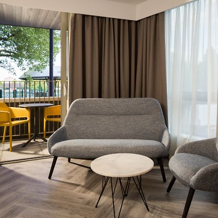 Roomzzz London Stratford Екстериор снимка