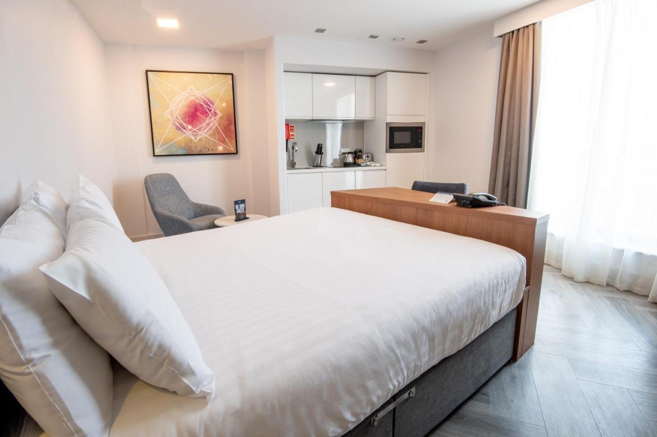Roomzzz London Stratford Екстериор снимка