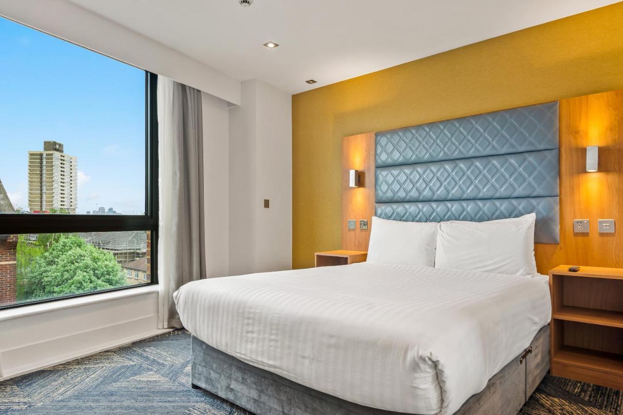 Roomzzz London Stratford Екстериор снимка