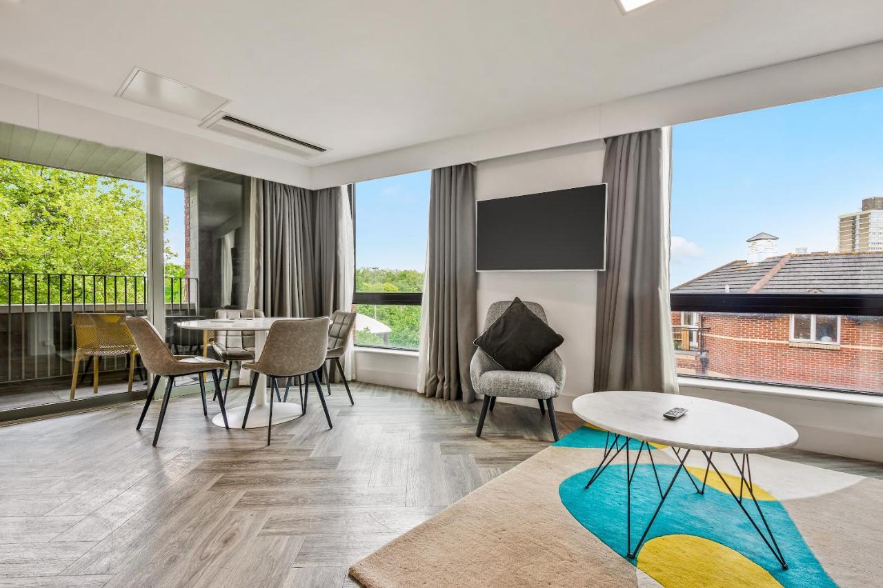 Roomzzz London Stratford Екстериор снимка