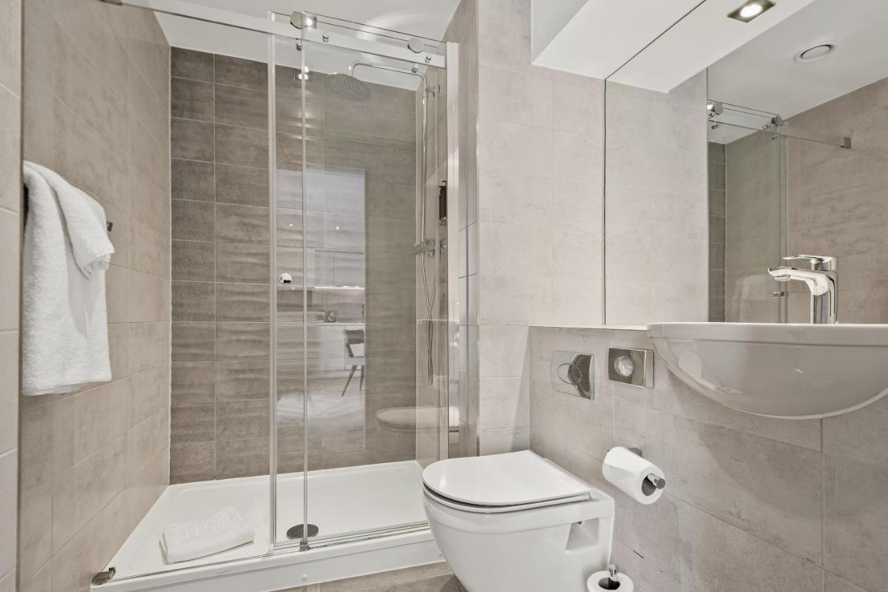 Roomzzz London Stratford Екстериор снимка