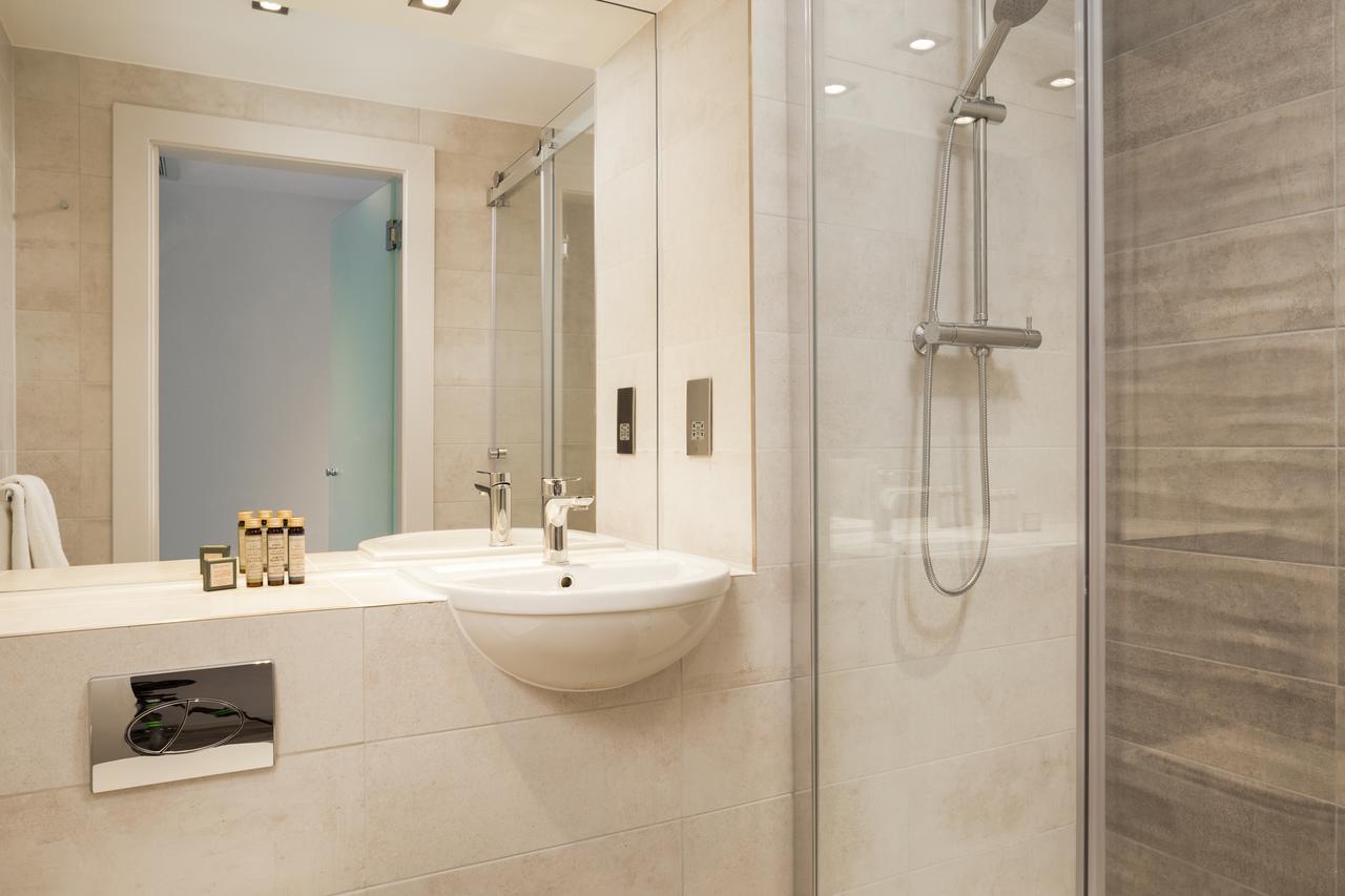 Roomzzz London Stratford Екстериор снимка