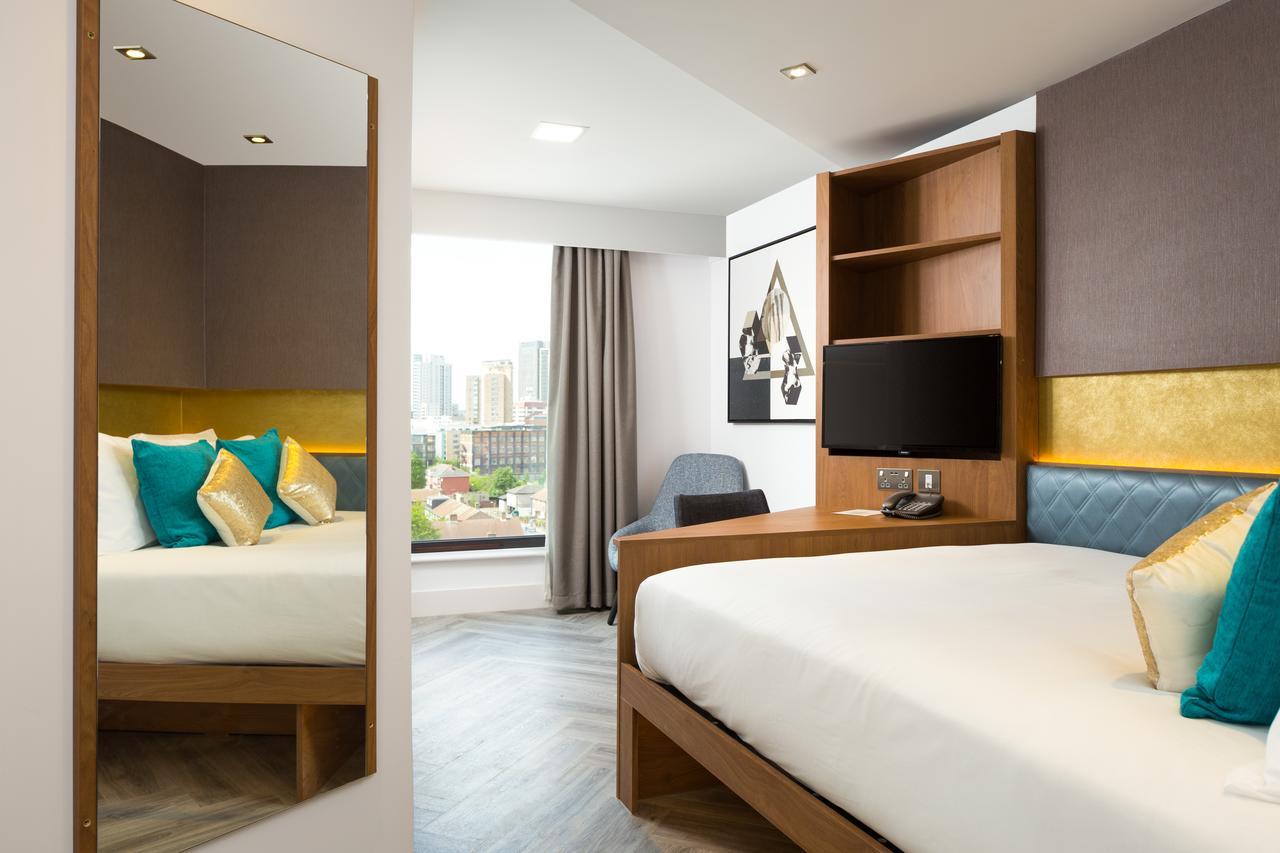 Roomzzz London Stratford Екстериор снимка