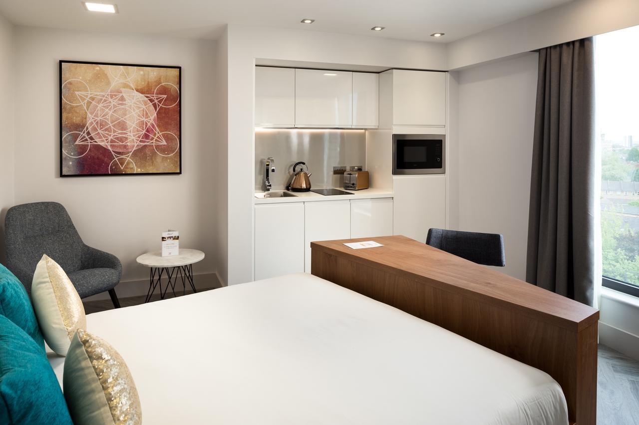 Roomzzz London Stratford Екстериор снимка